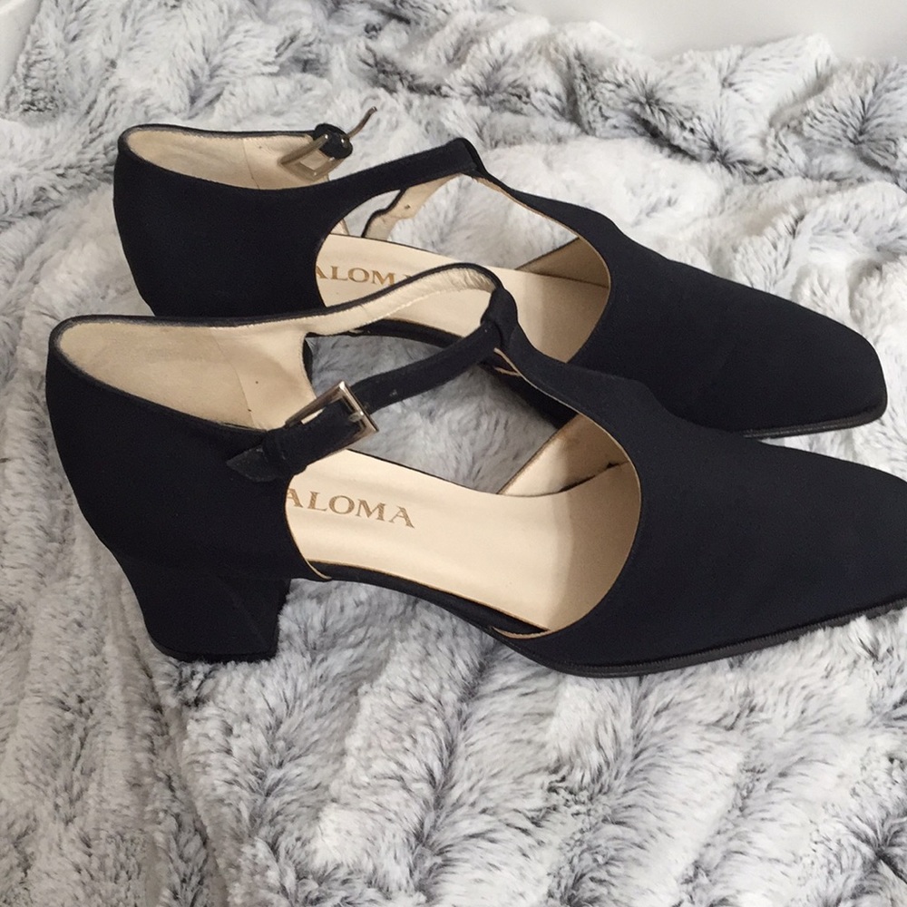 Black T-strap shoes
